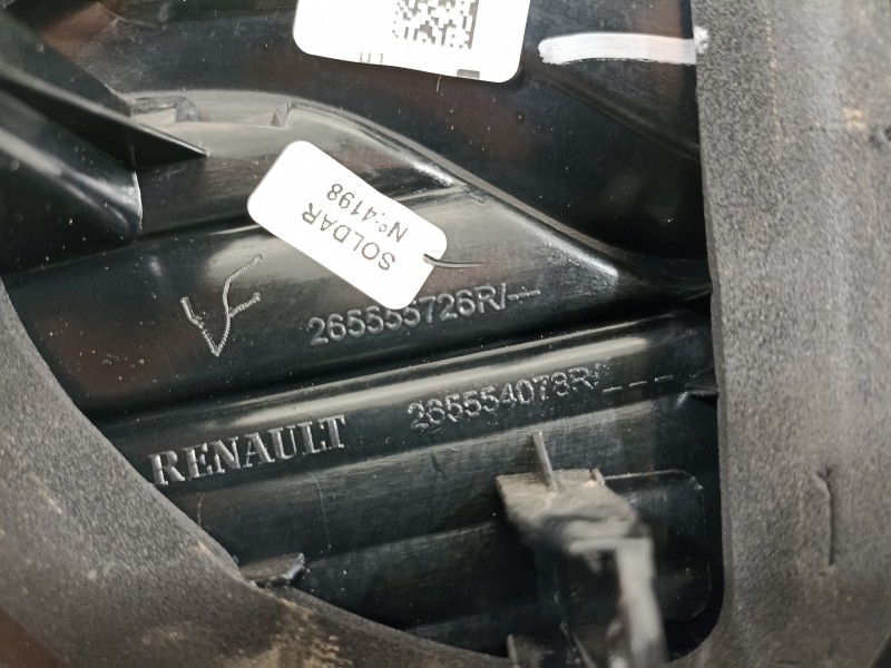 Recambio de piloto trasero izquierdo para renault captur limited referencia OEM IAM 265555726R  