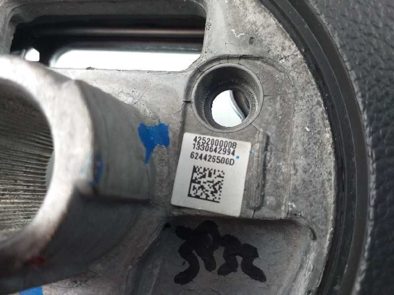 Recambio de volante para opel insignia berlina excellence referencia OEM IAM 4252000008 1330642994 624426500D