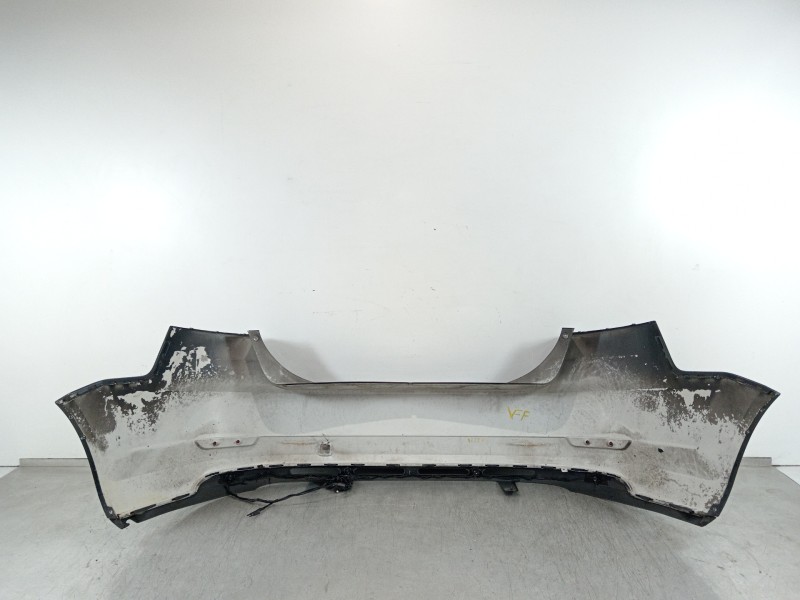 Recambio de paragolpes trasero para ford mondeo ber. (ca2) ghia referencia OEM IAM M738A  