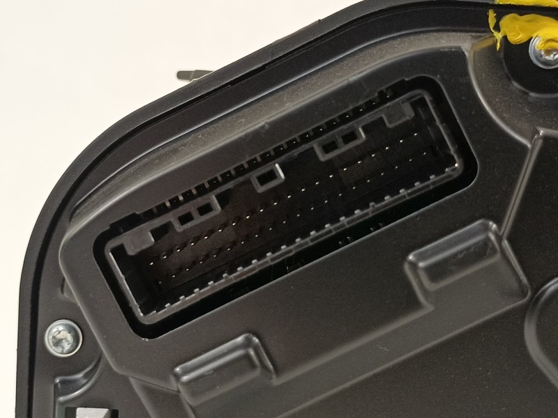 Recambio de cuadro instrumentos para toyota corolla (e15) high referencia OEM IAM 838000Z270  