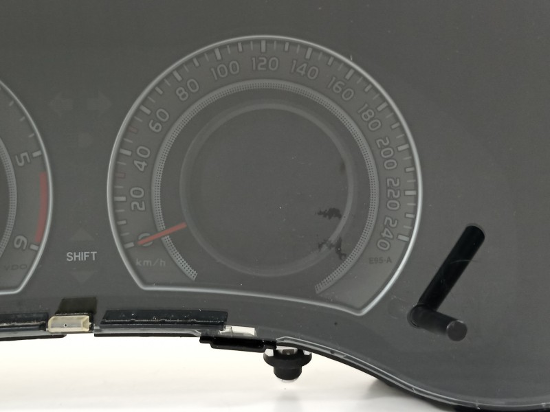 Recambio de cuadro instrumentos para toyota corolla (e15) high referencia OEM IAM 838000Z270  