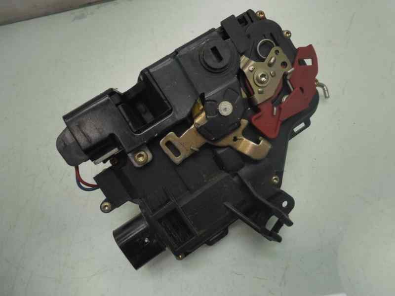 Recambio de cerradura puerta trasera derecha para audi a4 avant (8e) 2.5 tdi (114kw) referencia OEM IAM 8E0839016C  