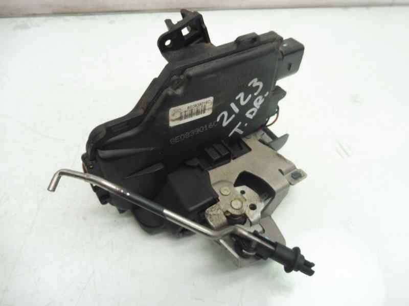 Recambio de cerradura puerta trasera izquierda para audi a4 avant (8e) 2.5 tdi (114kw) referencia OEM IAM 8E0839015C  