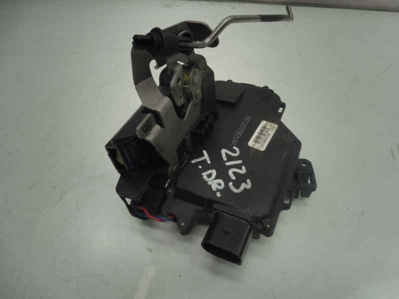 Recambio de cerradura puerta trasera izquierda para audi a4 avant (8e) 2.5 tdi (114kw) referencia OEM IAM 8E0839015C  
