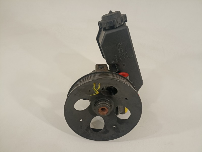 Recambio de bomba direccion para opel vectra b berlina básico referencia OEM IAM 90495957  