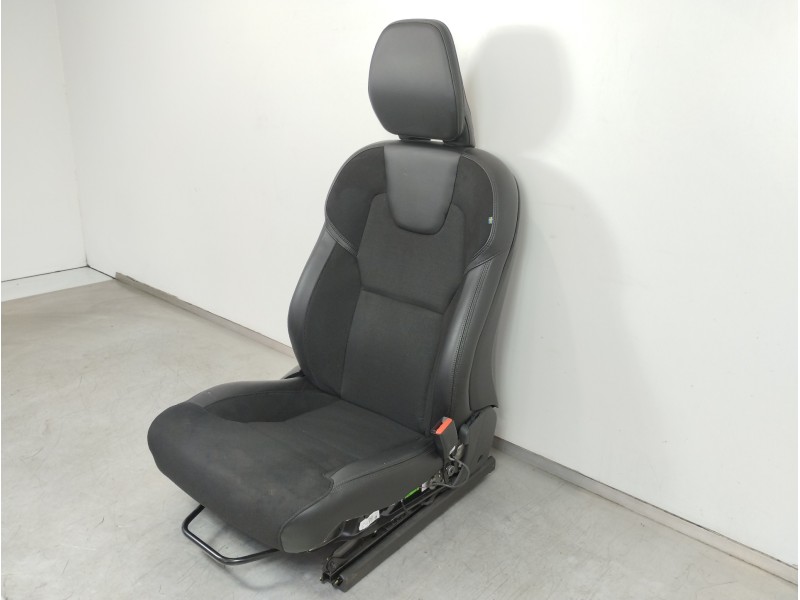 Recambio de asiento delantero derecho para volvo xc60 kinetic 2wd referencia OEM IAM 31446  