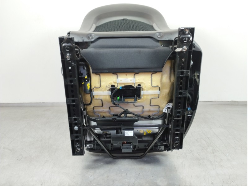 Recambio de asiento delantero derecho para volvo xc60 kinetic 2wd referencia OEM IAM 31446  