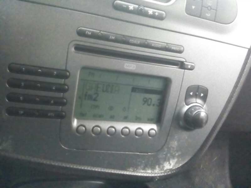 Recambio de sistema audio / radio cd para seat leon (1p1) stylance / style referencia OEM IAM 1P1035186  