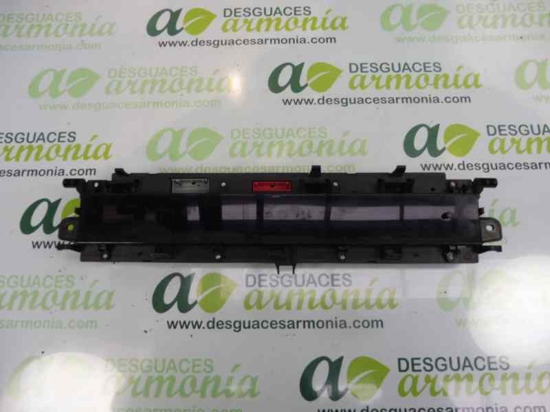 Recambio de cuadro instrumentos para renault scenic ii i- music referencia OEM IAM 8200451505A  