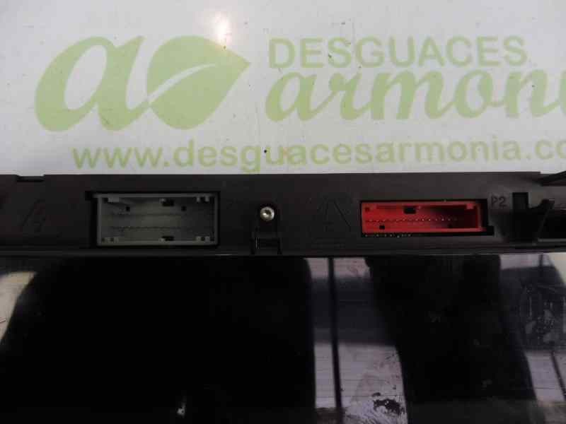Recambio de cuadro instrumentos para renault scenic ii i- music referencia OEM IAM 8200451505A  