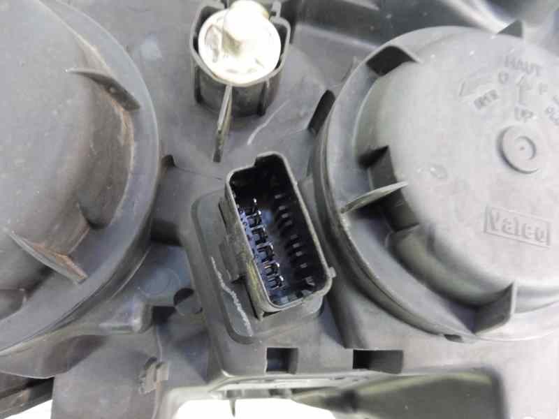 Recambio de faro derecho para citroën c5 berlina 2.0 hdi sx referencia OEM IAM 9632664780 89004486 