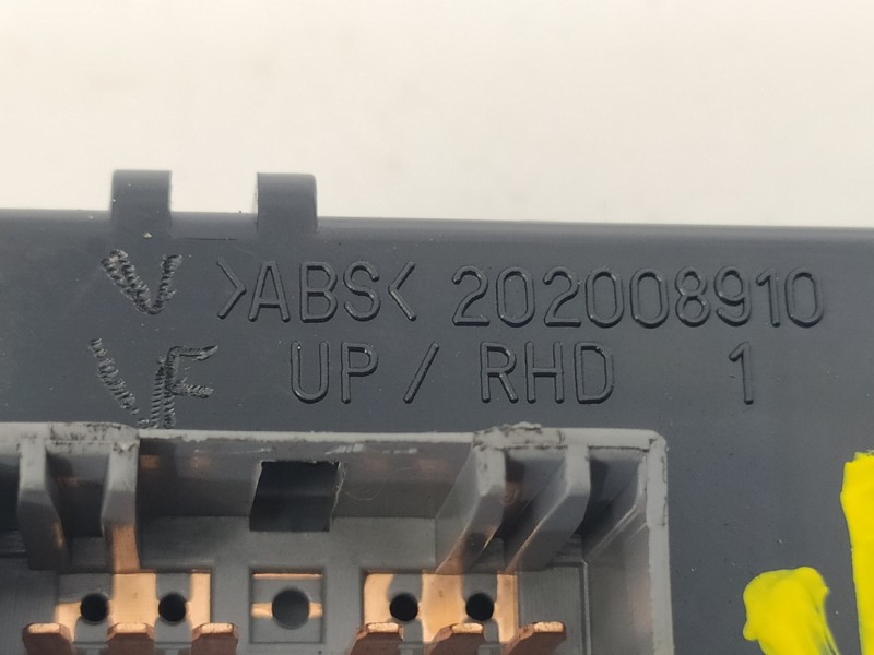 Recambio de mando limpia para kia rio 1.4 cat referencia OEM IAM 934201G051 202008908 202008910