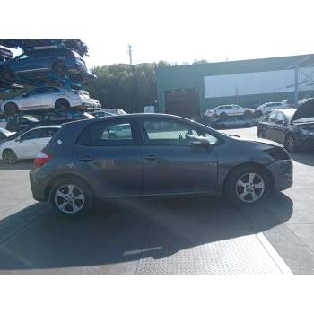 TOYOTA AURIS (_E15_)