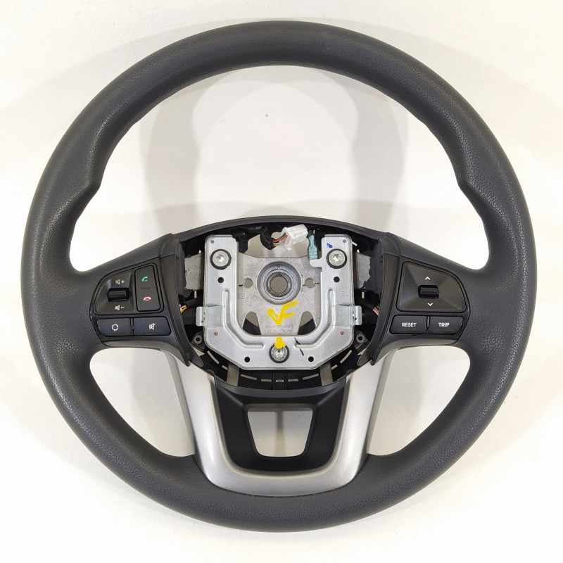 Recambio de volante para kia rio 1.4 cat referencia OEM IAM 561301W000  