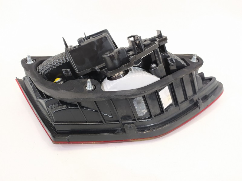 Recambio de piloto trasero derecho en porton para seat leon (5f1) reference plus referencia OEM IAM 5F0945094D 90042873 