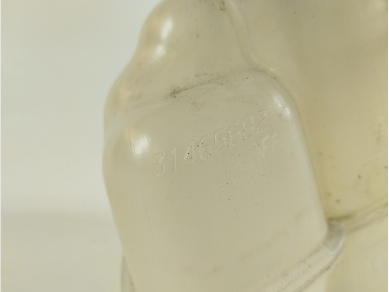 Recambio de deposito expansion para volvo xc60 kinetic 2wd referencia OEM IAM 31465682  