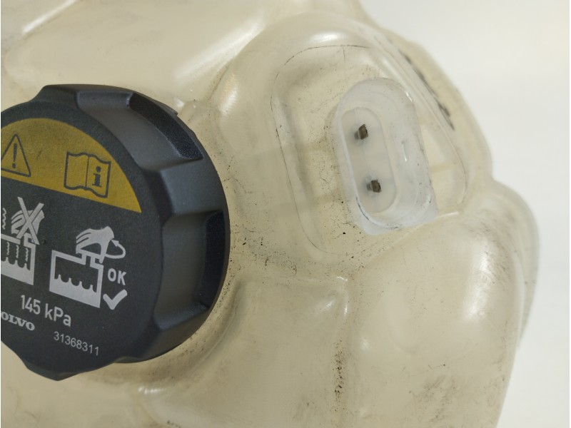 Recambio de deposito expansion para volvo xc60 kinetic 2wd referencia OEM IAM 31465682  