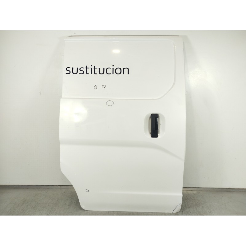 Recambio de puerta lateral corredera derecha para nissan nv 200 (m20) evalia premium referencia OEM IAM   