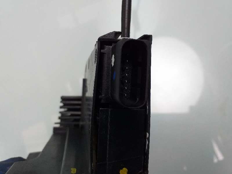 Recambio de cerradura puerta delantera derecha para peugeot 308 sw allure referencia OEM IAM 9810309380  