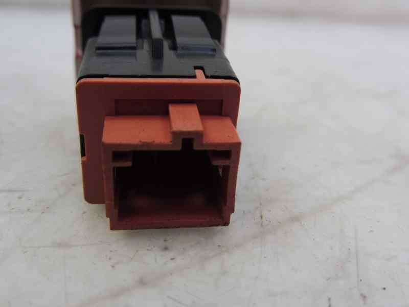 Recambio de warning para citroën berlingo cuadro club l2 referencia OEM IAM 96583113KR  