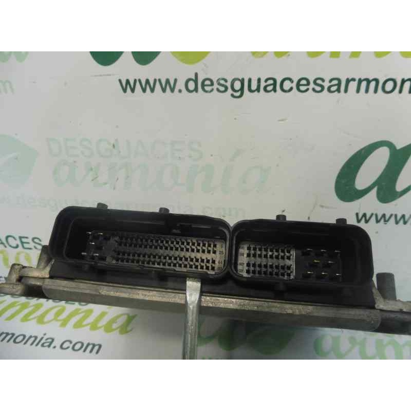 Recambio de centralita motor uce para chrysler voyager (rg) 2.5 crd se referencia OEM IAM P04727664AD 0281010814 