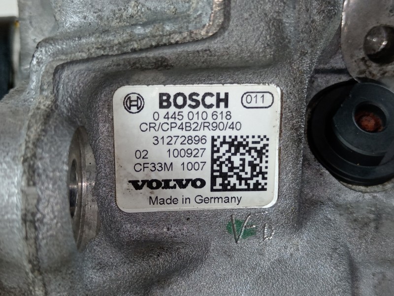 Recambio de bomba inyeccion para volvo v60 kombi 2.4 diesel cat referencia OEM IAM 31272896 0445010618 