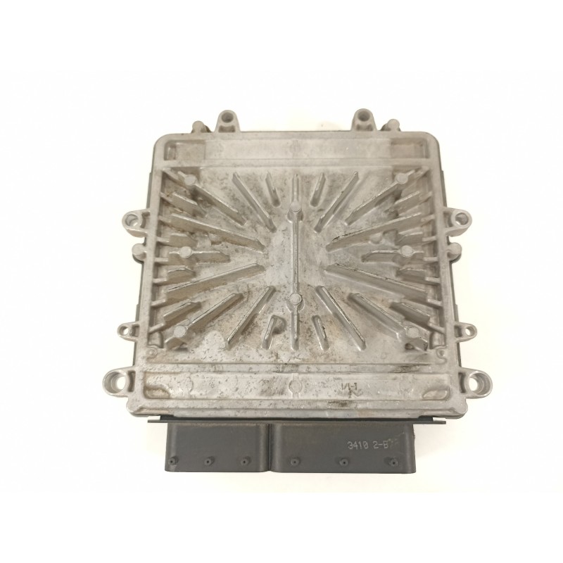 Recambio de centralita motor uce para volvo v60 kombi 2.4 diesel cat referencia OEM IAM 31303388 0281015286 