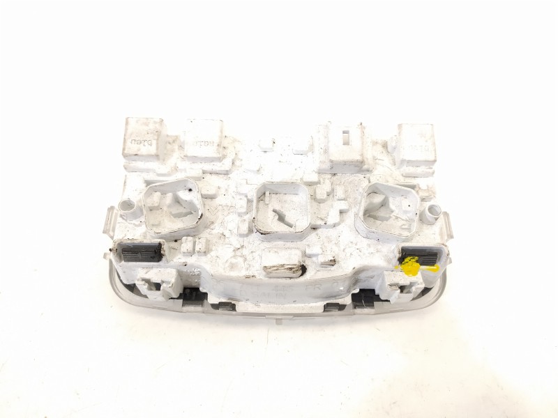Recambio de luz interior para peugeot 308 sw allure referencia OEM IAM 96781446  