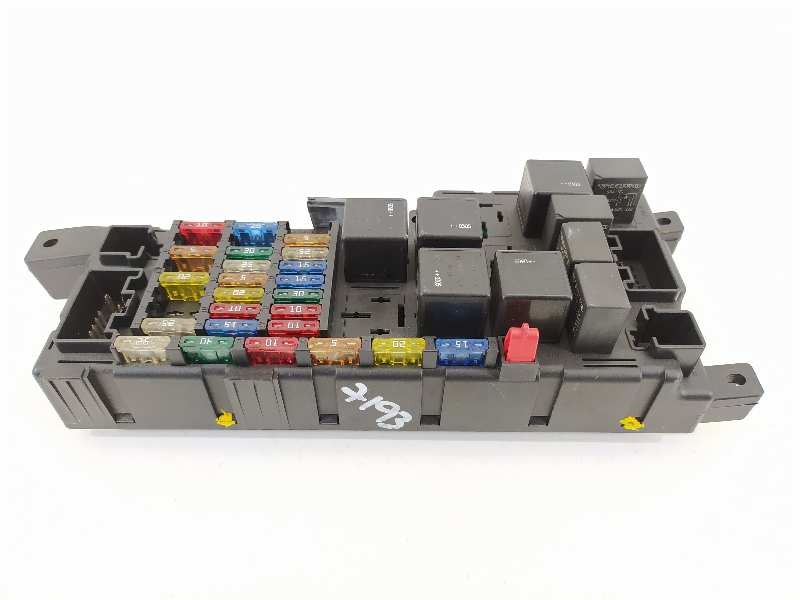 Recambio de caja reles / fusibles para volvo s60 berlina 2.4 d referencia OEM IAM 8678449 518828009 