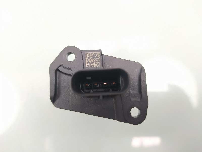 Recambio de caudalimetro para bmw serie 3 berlina (g20) 330d referencia OEM IAM 858002201 0281006812 