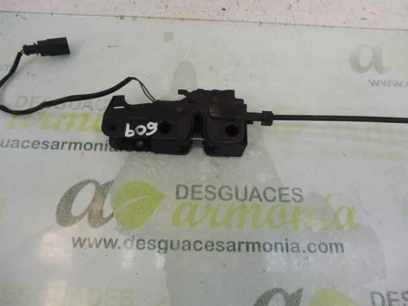 Recambio de cerradura capot para skoda octavia berlina (1z3) trend referencia OEM IAM 1Z0823505E  