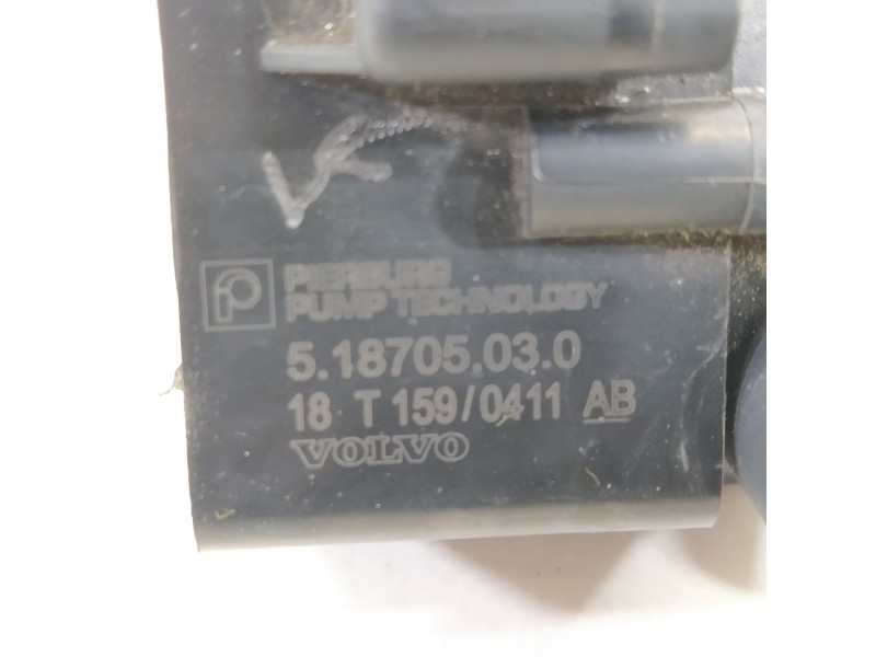 Recambio de bomba agua para volvo xc60 kinetic 2wd referencia OEM IAM 518705 704773 31368042