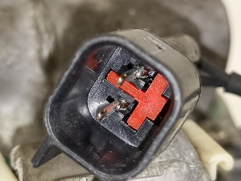 Recambio de compresor aire acondicionado para volvo v60 kombi 2.4 diesel cat referencia OEM IAM 36011428  