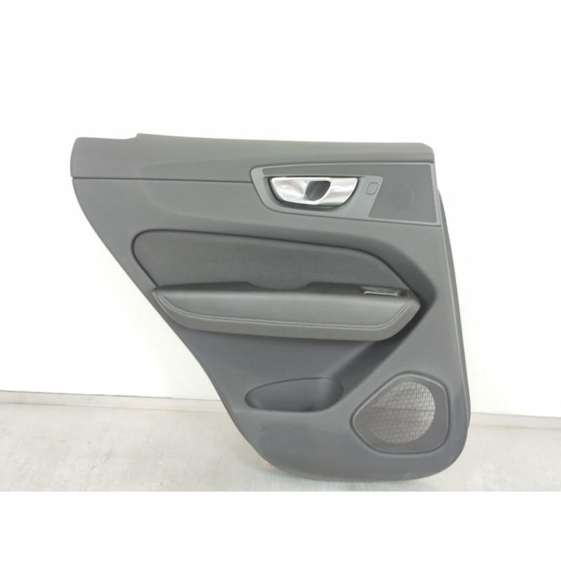 Recambio de guarnecido puerta trasera izquierda para volvo xc60 kinetic 2wd referencia OEM IAM 31446  