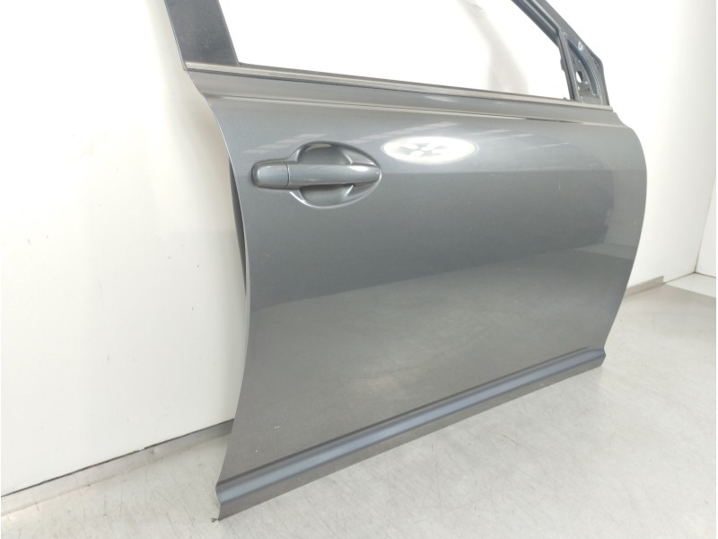 Recambio de puerta delantera derecha para toyota avensis berlina (t25) 2.2 d-4d executive berlina (5-ptas.) referencia OEM IAM  