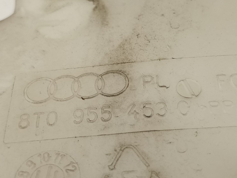 Recambio de deposito limpia para audi a4 ber. (b8) básico referencia OEM IAM 8T0955453C  