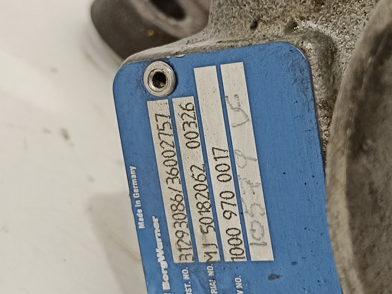 Recambio de turbocompresor para volvo v60 kombi 2.4 diesel cat referencia OEM IAM 36002757 36002640 36010145