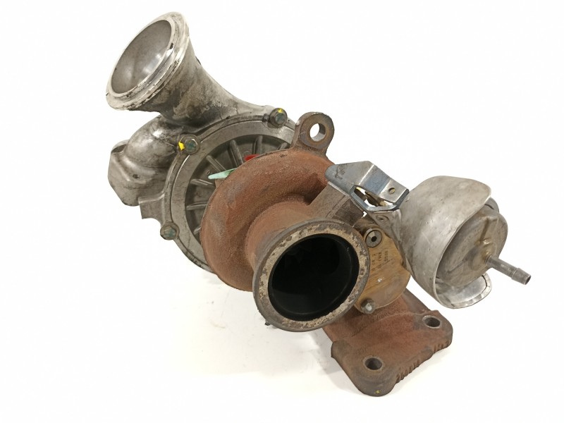 Recambio de turbocompresor para volvo v60 kombi 2.4 diesel cat referencia OEM IAM 36002757 36002640 36010145