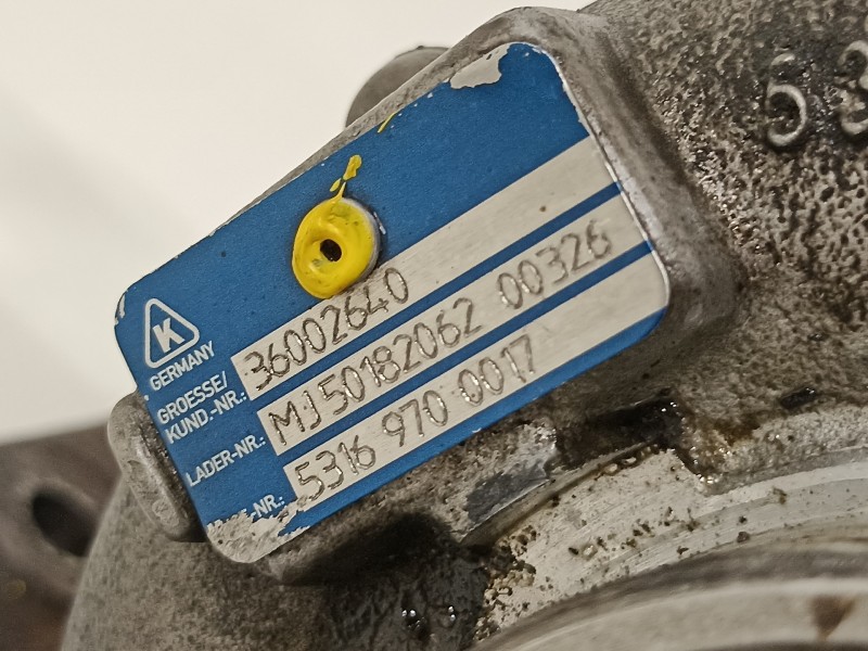 Recambio de turbocompresor para volvo v60 kombi 2.4 diesel cat referencia OEM IAM 36002757 36002640 36010145