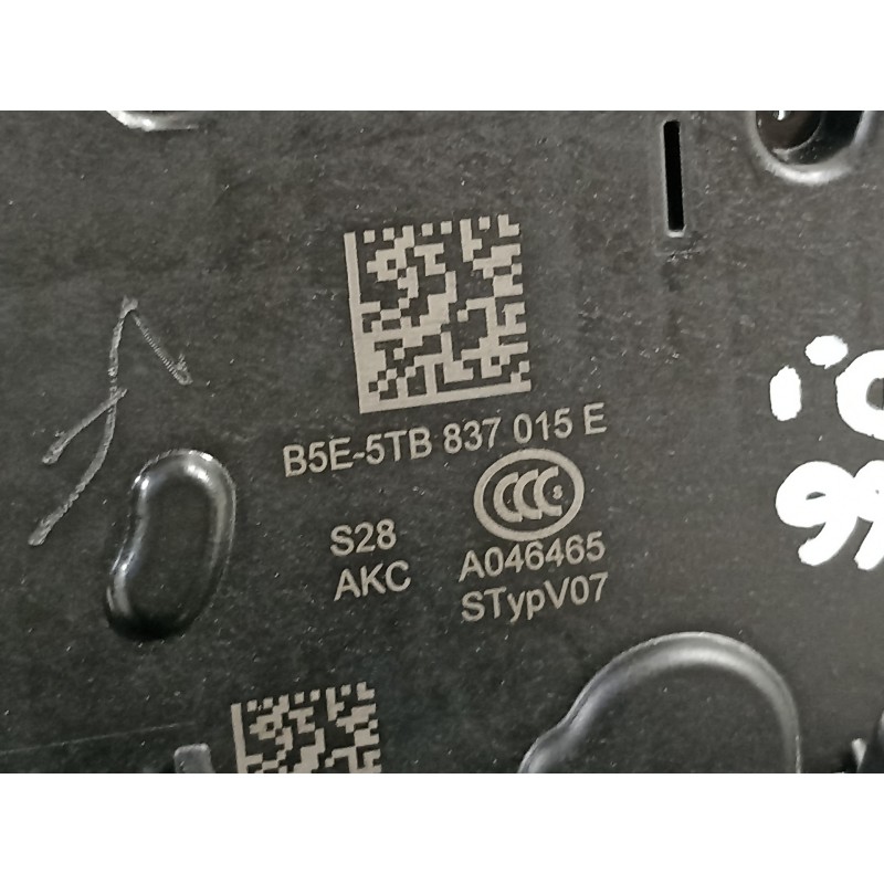 Recambio de cerradura puerta delantera izquierda para audi a1 sportback (gba) 25 tfsi básico referencia OEM IAM 5TB837015E  