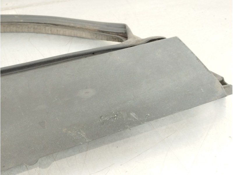 Recambio de faldon lateral para volvo xc60 kinetic 2wd referencia OEM IAM 31420622  