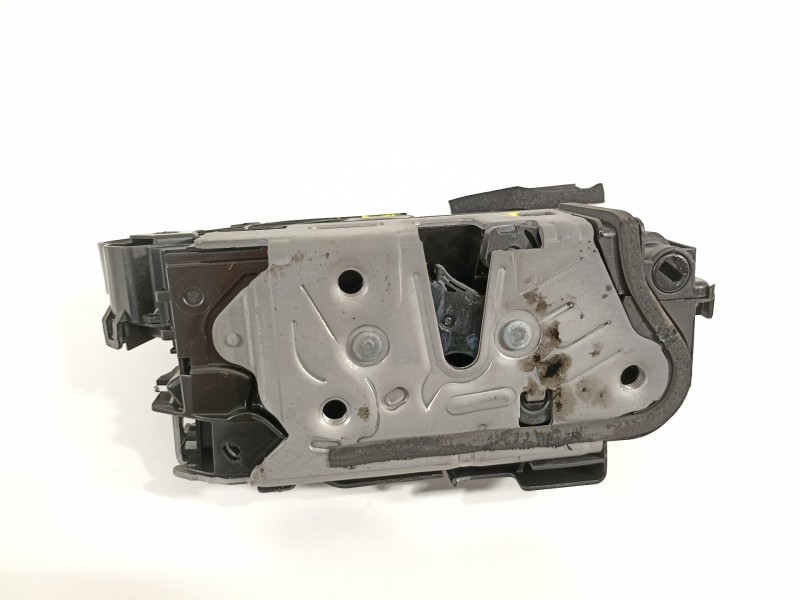 Recambio de cerradura puerta delantera derecha para audi a1 sportback (gba) 25 tfsi básico referencia OEM IAM 5TB837016E  