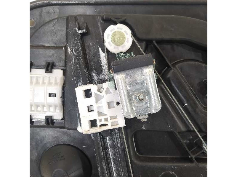 Recambio de elevalunas trasero derecho para kia carens ( ) business referencia OEM IAM 83480A4050 83460A4010 83480A4000