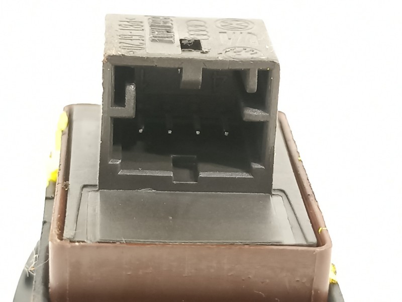 Recambio de interruptor para audi a4 ber. (b8) básico referencia OEM IAM 8K0959831A  