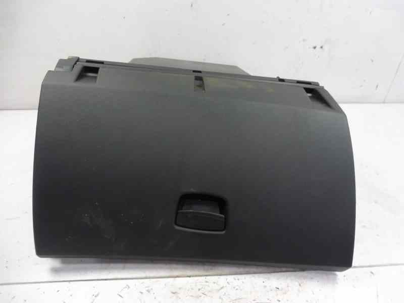 Recambio de guantera para renault laguna iii expression referencia OEM IAM 685000001R  
