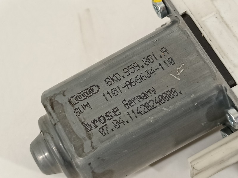 Recambio de elevalunas delantero izquierdo para audi a4 ber. (b8) básico referencia OEM IAM 8K0837461A 8K0959801A 