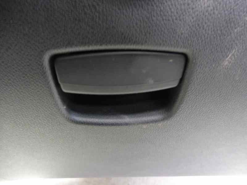 Recambio de guantera para renault laguna iii expression referencia OEM IAM 685000001R  