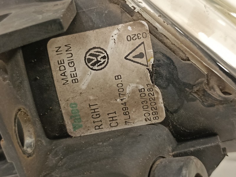 Recambio de faro antiniebla derecho para volkswagen touareg (7la) tdi r5 referencia OEM IAM 7L6941700B  