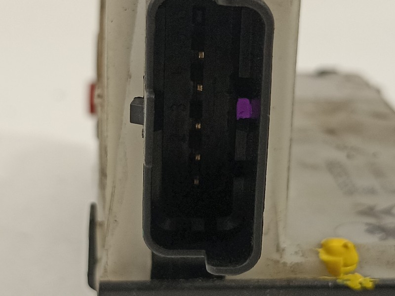 Recambio de cerradura puerta trasera izquierda para ds 4 style referencia OEM IAM 9685353380  