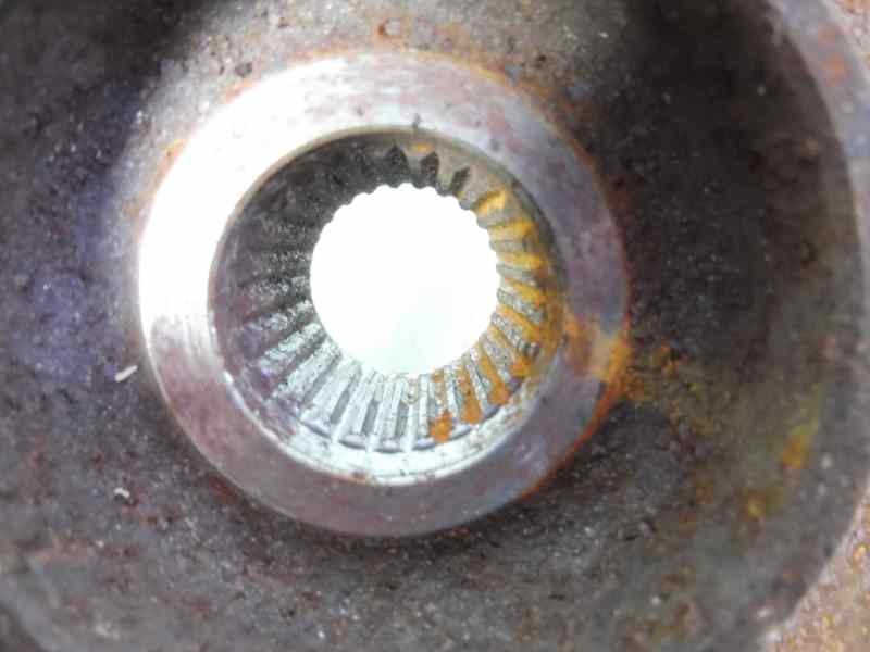 Recambio de mangueta delantera derecha para peugeot partner kasten 1.6 16v hdi referencia OEM IAM   